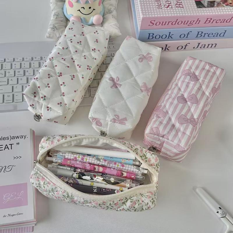 新作・かわいい蝶結び桜柄ペンシルケース 大容量収納バッグ 多 - Beauty Makeup Box Set のレビューと価格
