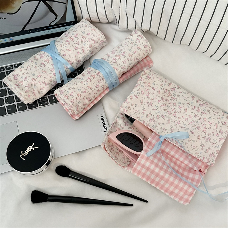 花柄チェック柄生地のメイクブラシ収納バッグ 多ポケットジッパ - Beauty Makeup Bag のレビューと価格