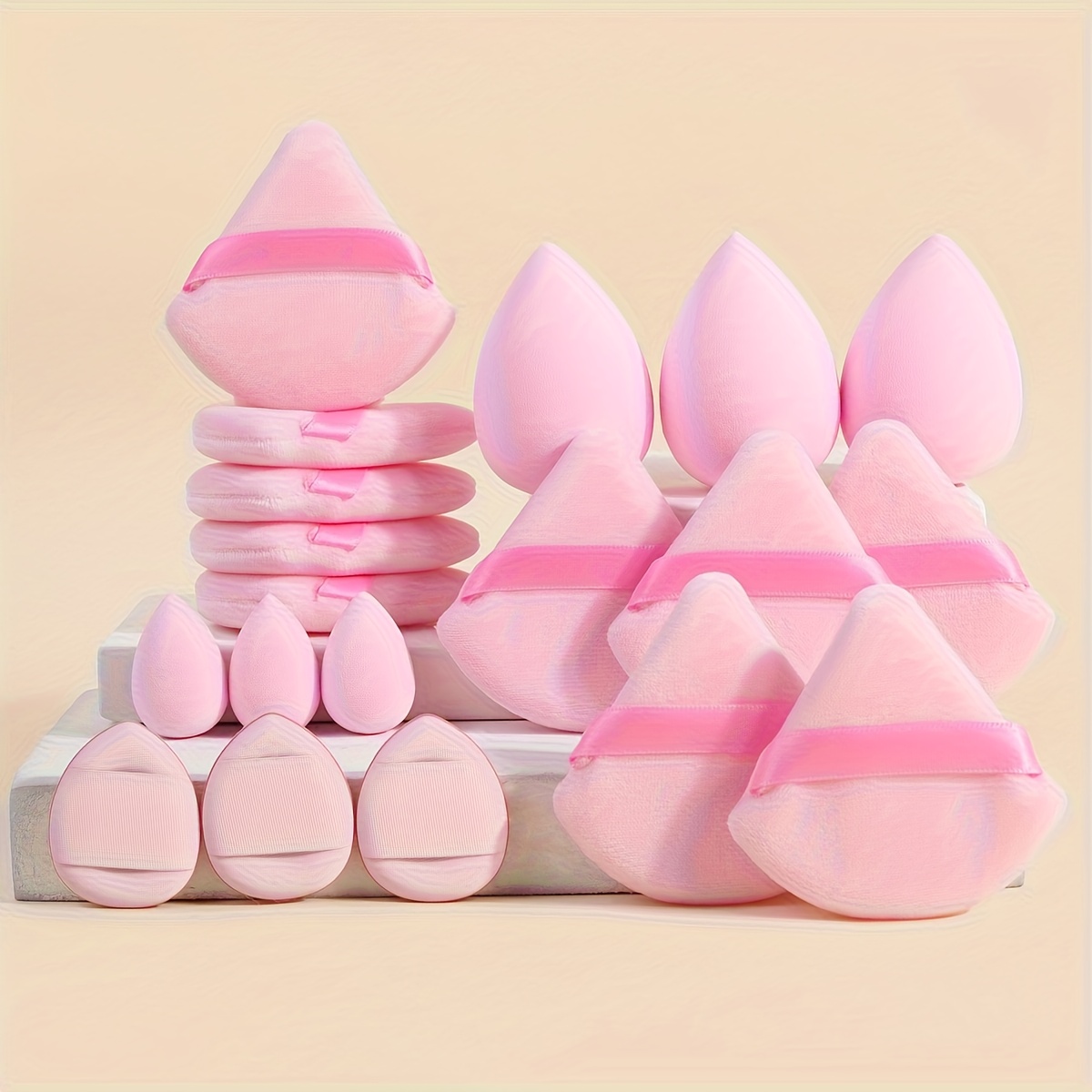 19点プロフェッショナルセット（黒と茶色の三角形、丸型、涙型 - Beauty Makeup Blender のレビューと価格